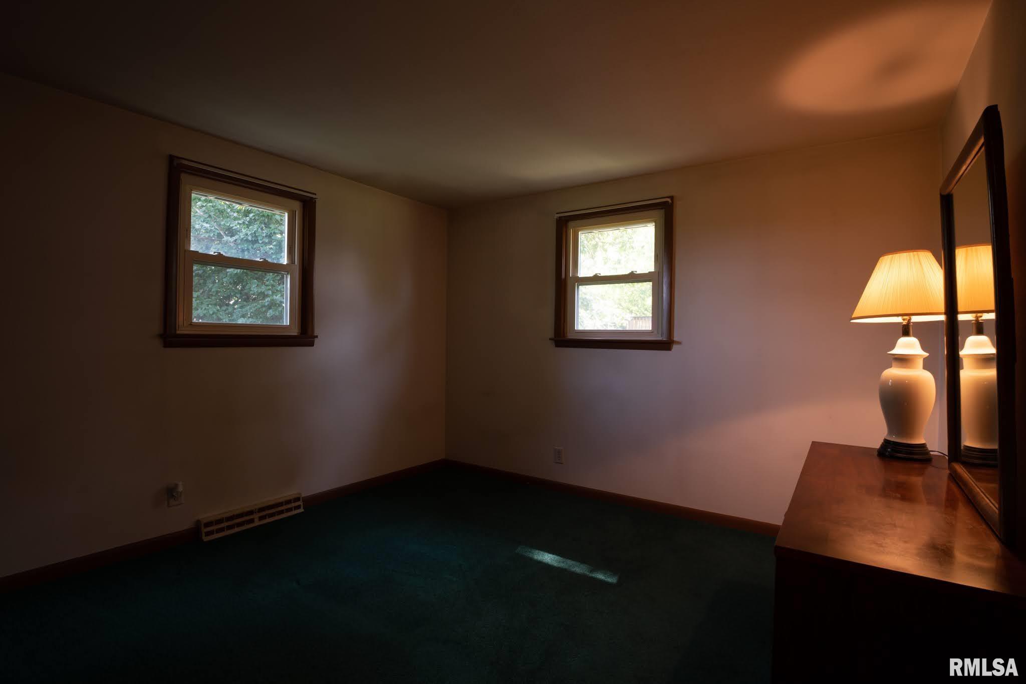 110 West Bittersweet Road Washington, IL 61571 - Photo 24 of 49 Gallery Image 24