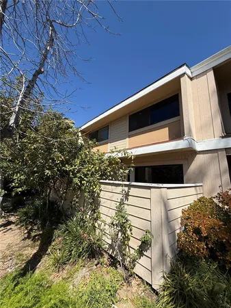 $3,750 | 13063 Hubbard Street, Unit 5, Sylmar, CA 91342
