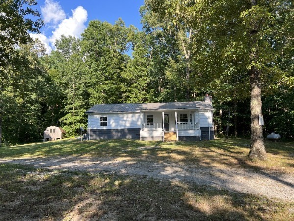 380 Grassy Branch Road Lawrenceburg, TN 38464 - Photo 4 of 24 Gallery Image 4
