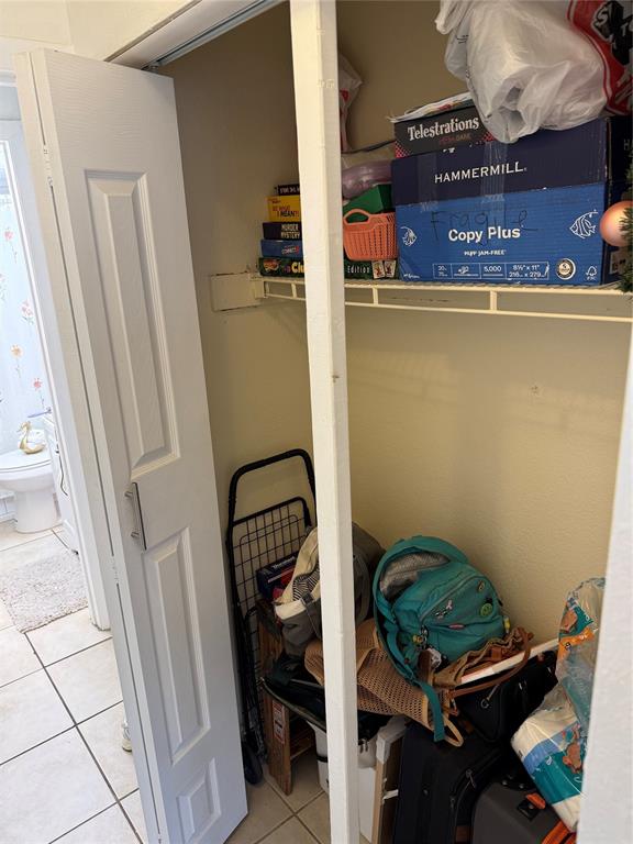 4745 Northwest 9th Drive, Unit 4745 Fort Lauderdale, FL 33317 - Photo 10 of 15 a view of a hallway with furniture