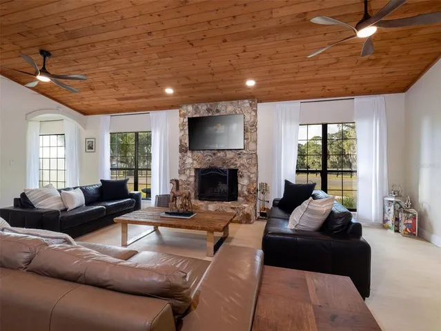 $1,735,000 | 15939 162nd Terrace, Williston, FL 32696