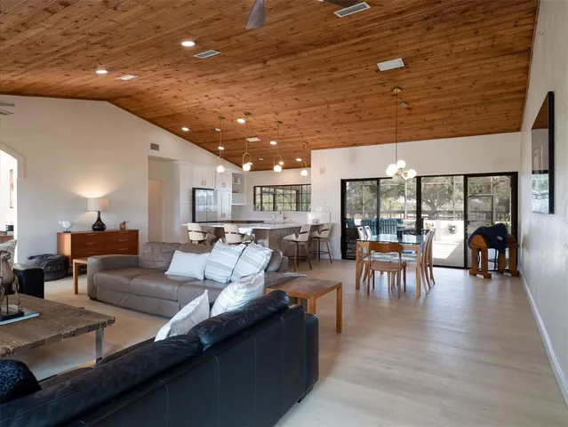 $1,735,000 | 15939 162nd Terrace, Williston, FL 32696