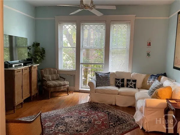 $650,000 | 117 Lincoln Street, Unit 5A, Savannah, GA 31401