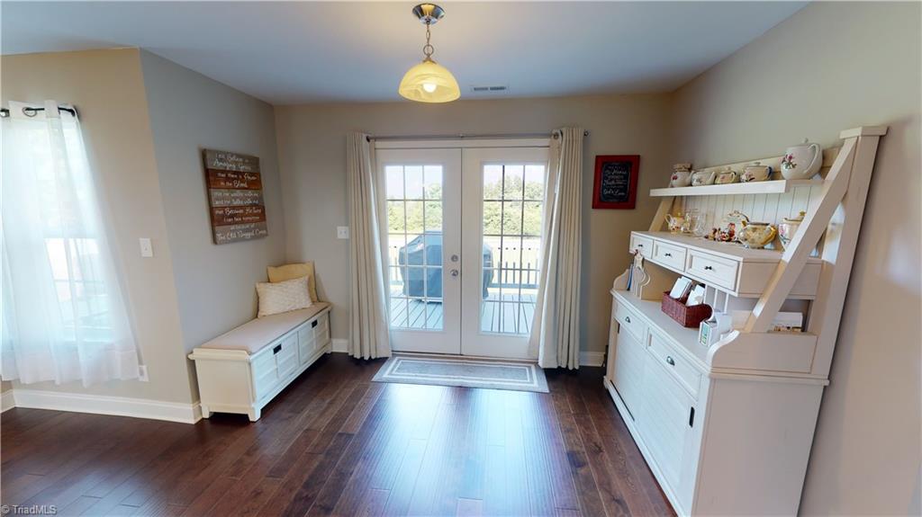 672 Carson Road Pilot Mountain, NC 27041 - Photo 19 of 25 Gallery Image 19