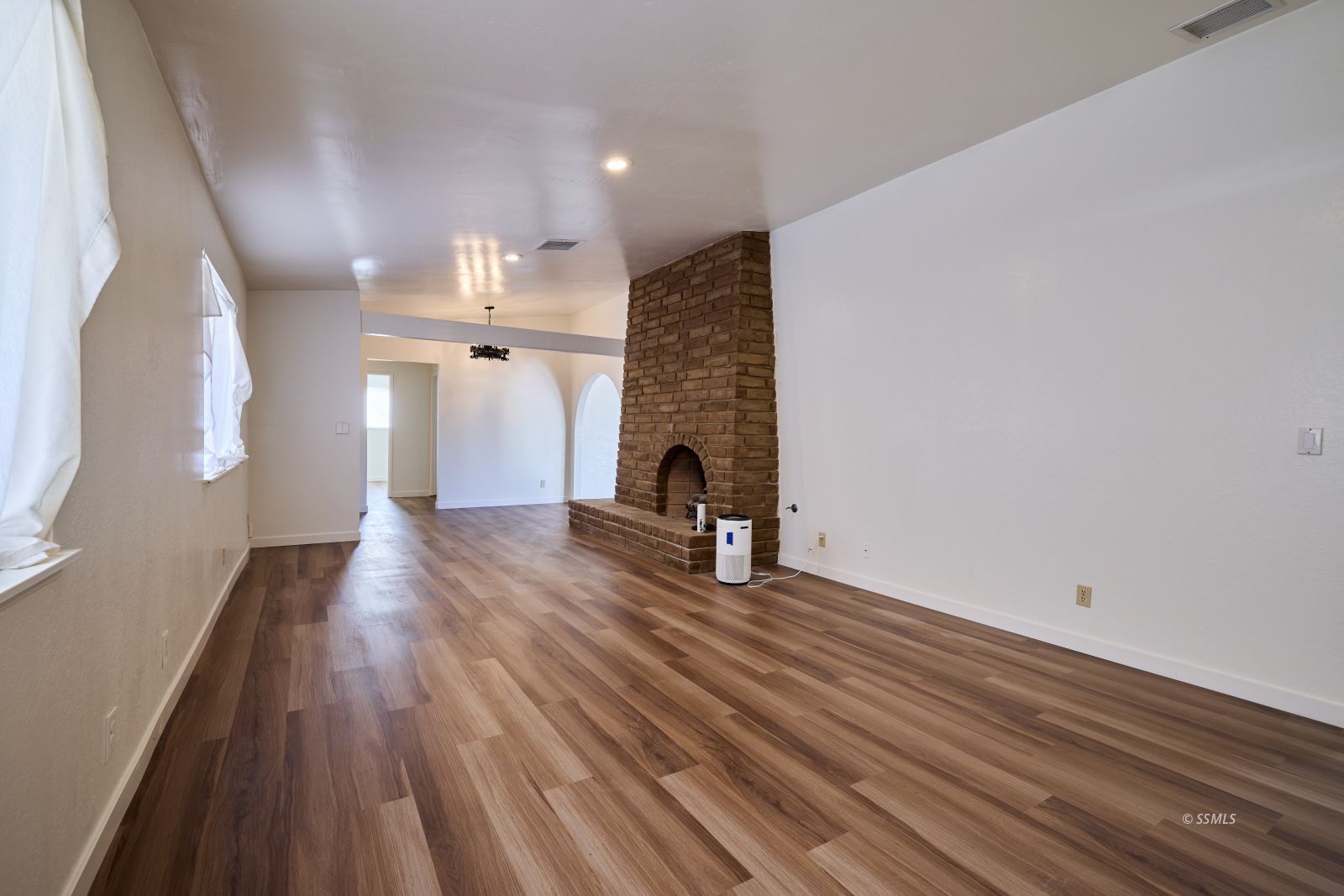 508 West Dolphin Avenue Ridgecrest, CA 93555 - Photo 10 of 35
