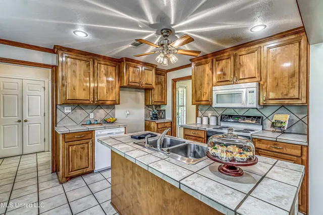 $390,000 | 254 Waldrop Road, Flora, MS 39071