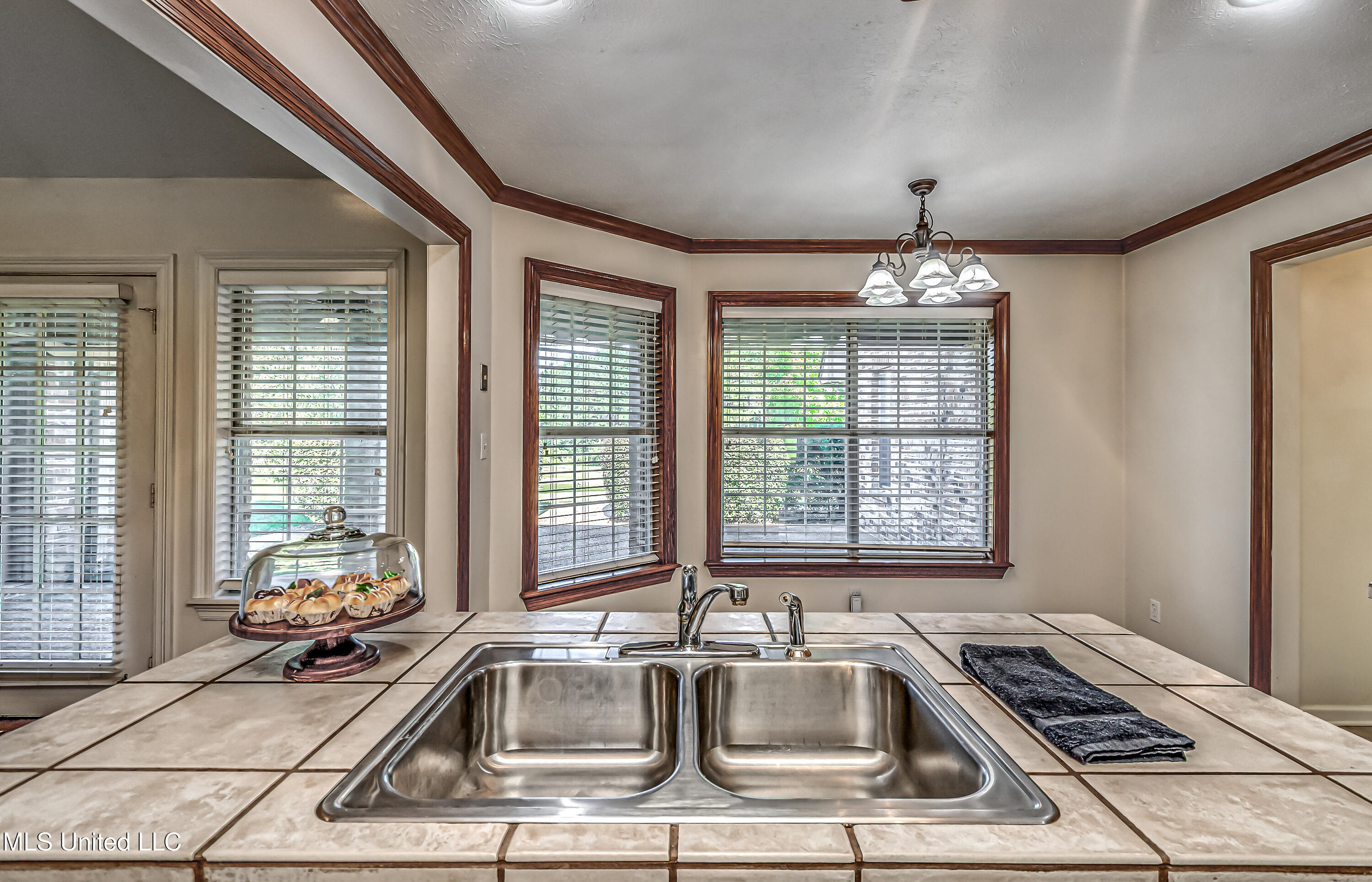 254 Waldrop Road Flora, MS 39071 - Photo 22 of 49 254 Waodrop less red-7