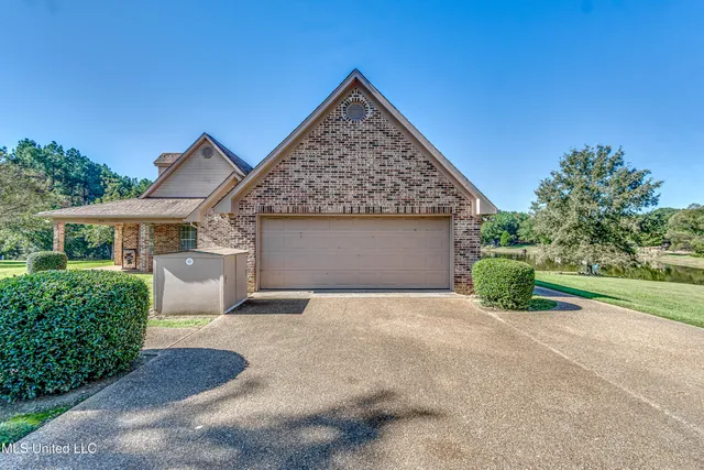 $390,000 | 254 Waldrop Road, Flora, MS 39071