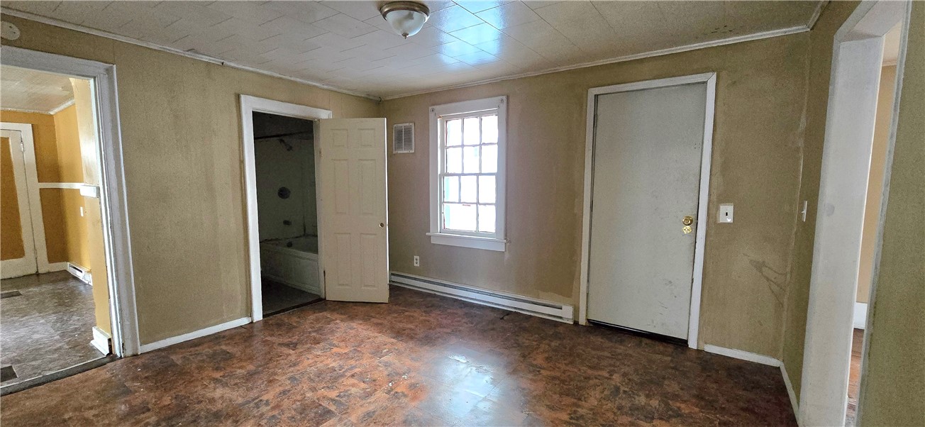 274 Champlain Street Rochester, NY 14608 - Photo 11 of 26
