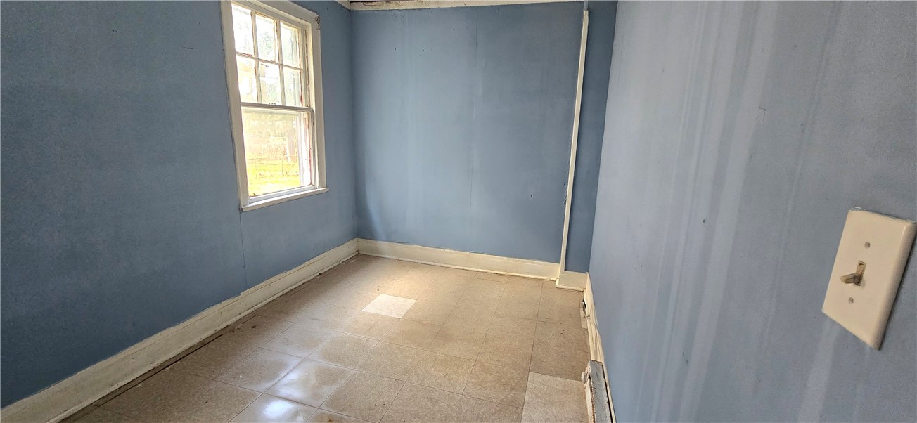 274 Champlain Street Rochester, NY 14608 - Photo 10 of 26