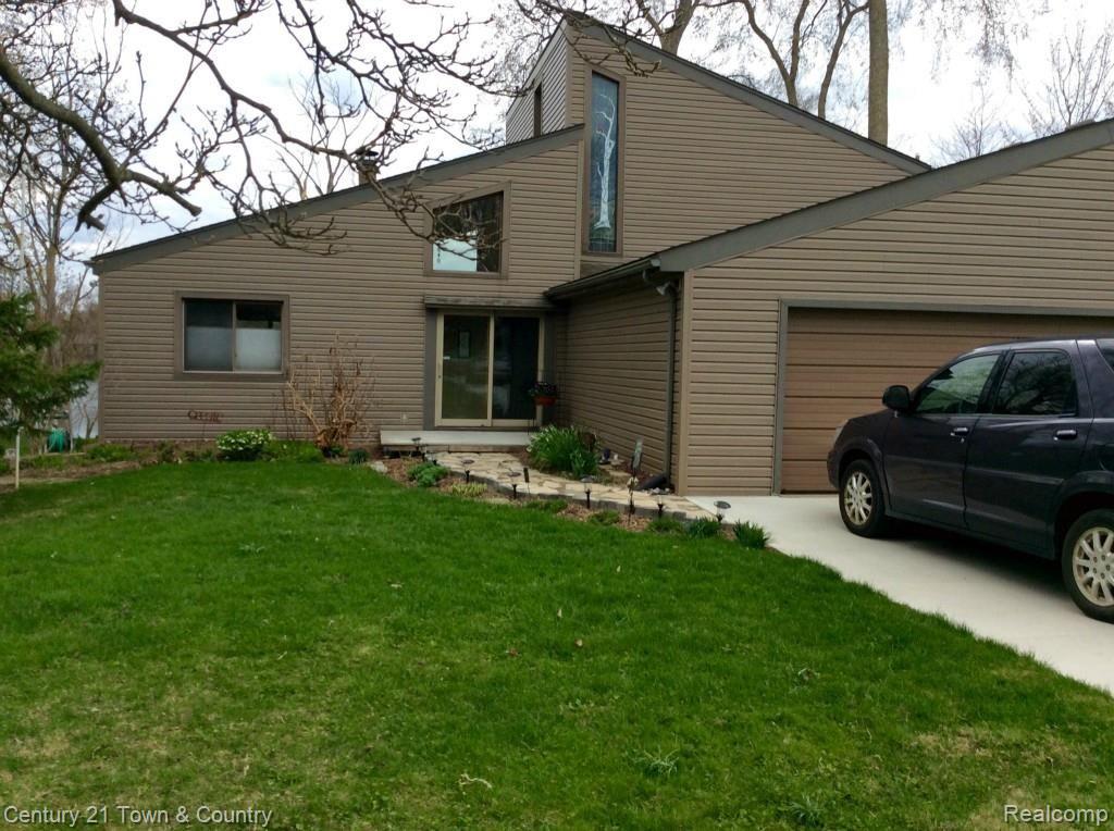 2551 Ripple Way White Lake, MI 48383 - Photo 8 of 35