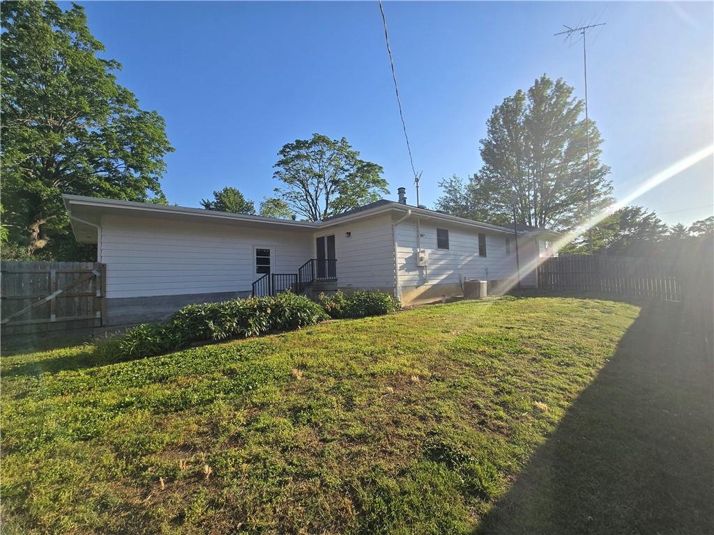 223 West 9th Street Fort Scott, KS 66701 - Photo 9 of 65