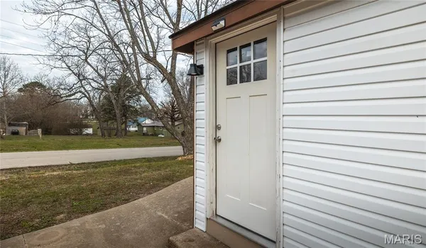 $139,000 | 303 South Pine Street, Dixon, MO 65459