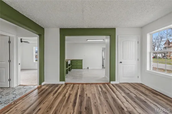 $139,000 | 303 South Pine Street, Dixon, MO 65459