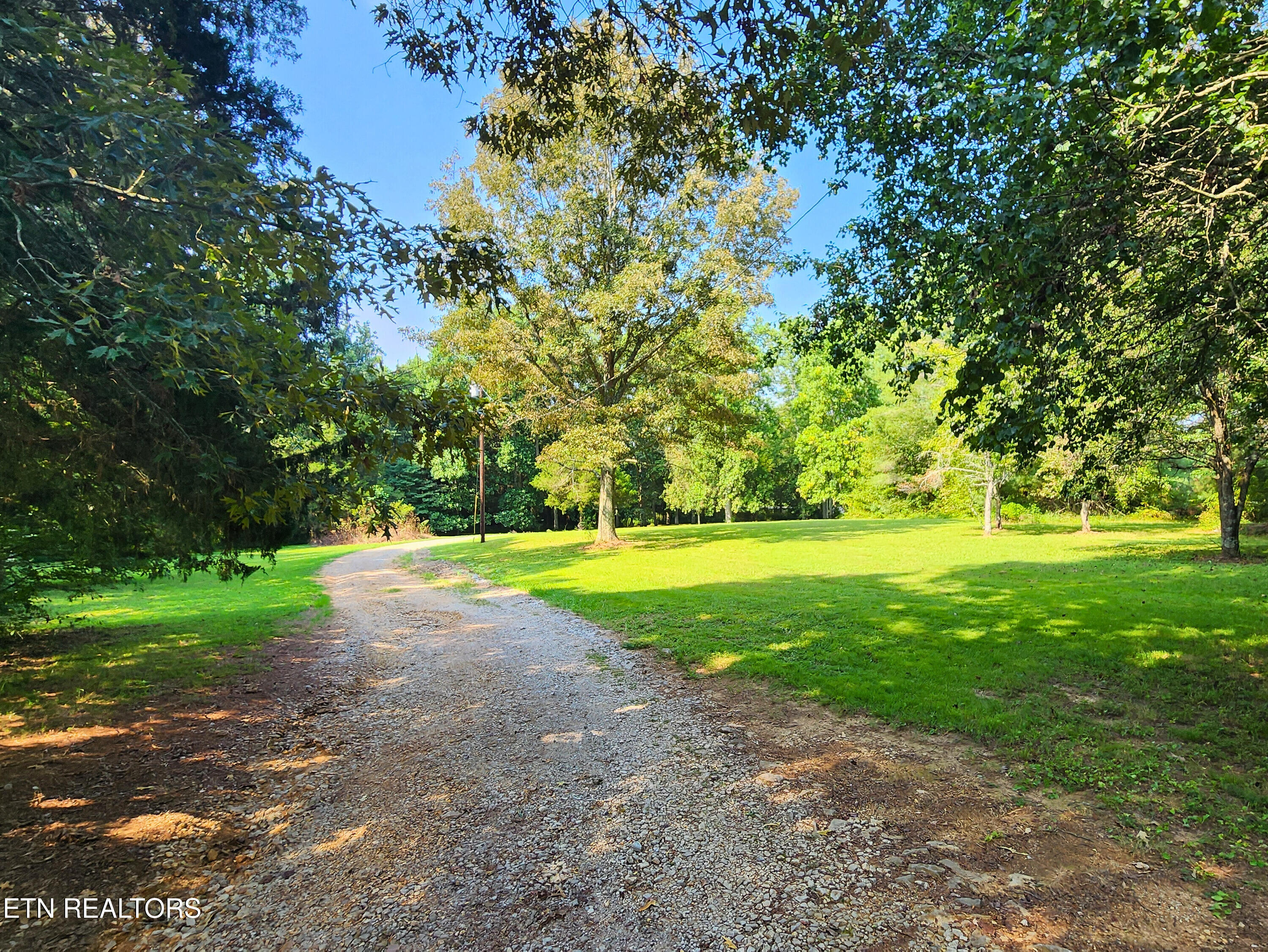 4436 Jacksboro Road Morrison, TN 37357 - Photo 3 of 21 806b2a59-2840-4f69-b643-0add0a662786