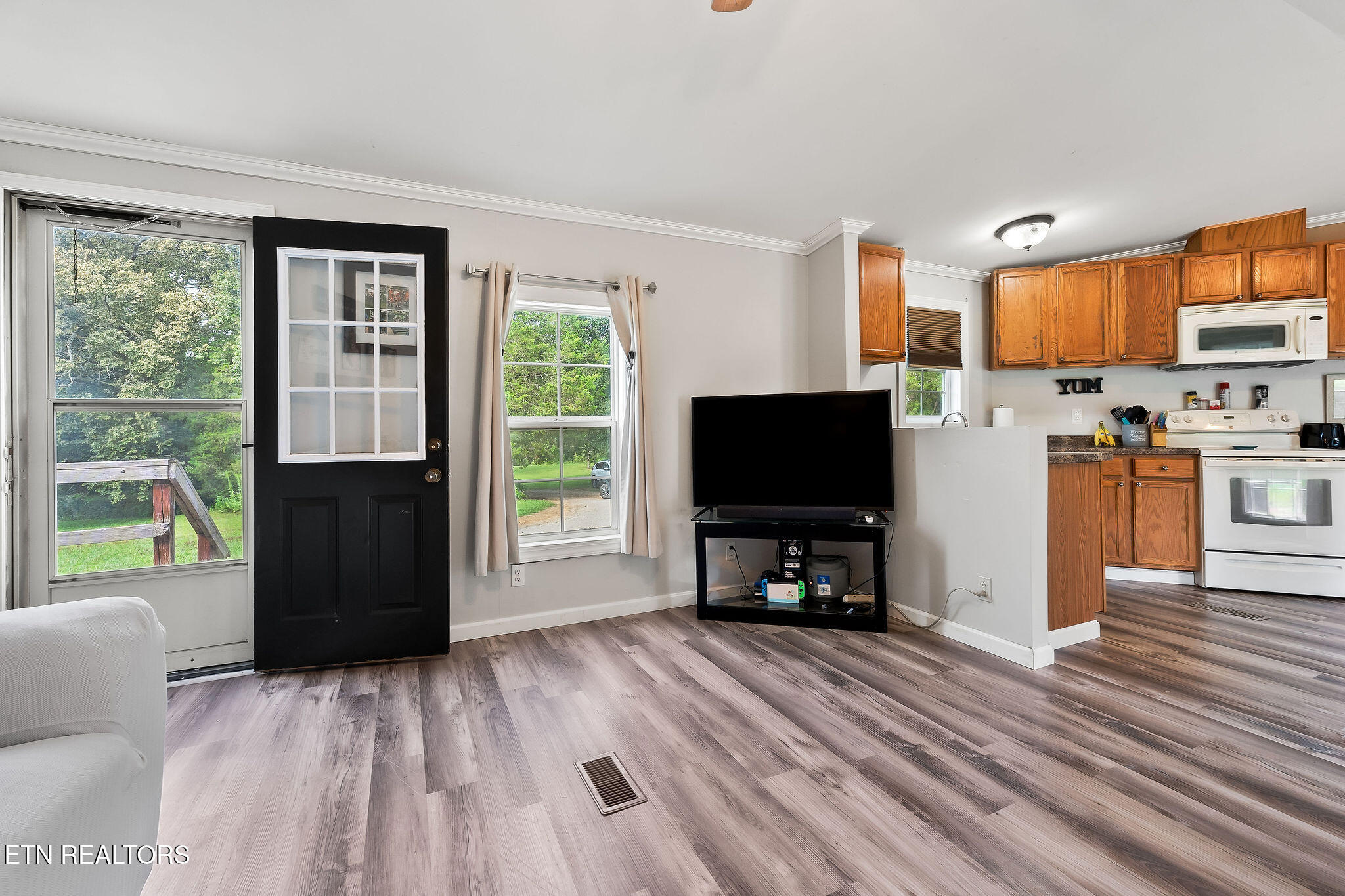 4436 Jacksboro Road Morrison, TN 37357 - Photo 6 of 21 DSC02976
