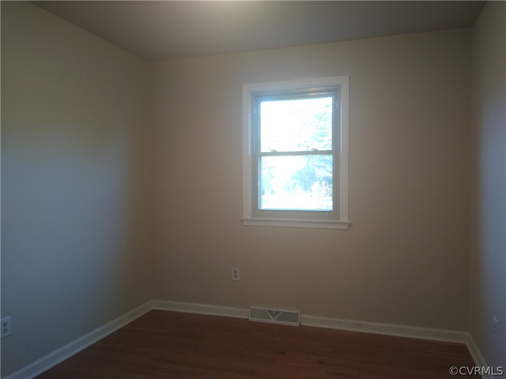 2109 Chemin Road Petersburg, VA 23805 - Photo 11 of 25 Gallery Image 11