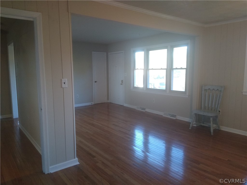 2109 Chemin Road Petersburg, VA 23805 - Photo 4 of 25 Gallery Image 4