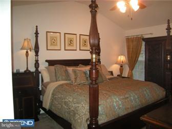1536 Huron Drive Sinking Spring, PA 19608 - Photo 8 of 12 Bedroom - Main