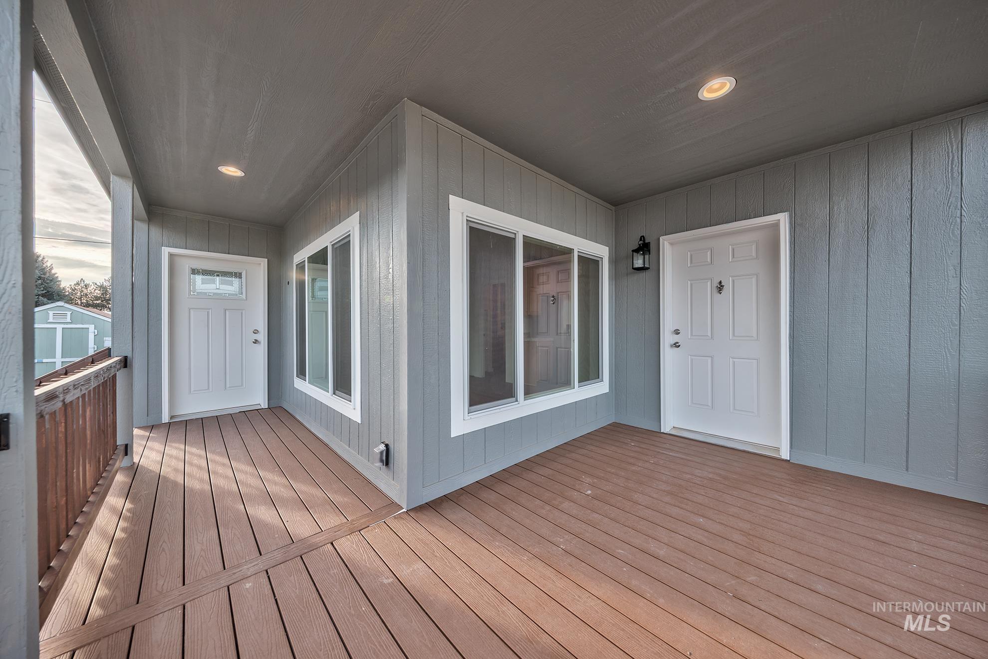 2750 Alden Road, Unit 8 8 Fruitland, ID 83619 - Photo 29 of 31 View of wooden terrace