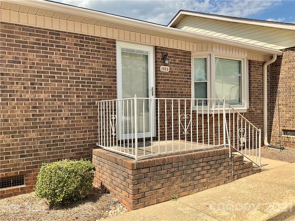 1955 Ebenezer Road Rock Hill, SC 29732 - Photo 1 of 14 Gallery Image 1