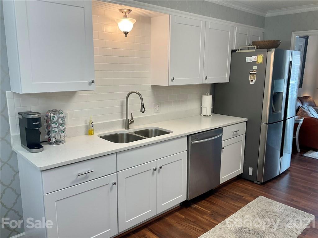 1955 Ebenezer Road Rock Hill, SC 29732 - Photo 7 of 14 Gallery Image 7
