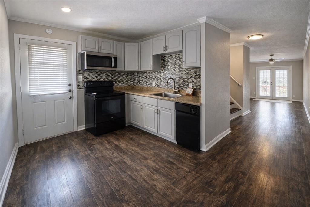 4335 Cedar Springs Road, Unit 204 Dallas, TX 75219 - Photo 6 of 16