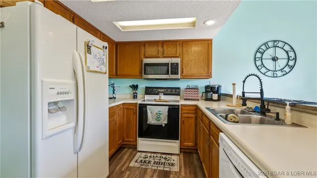 $475,000 | 70 Amber Drive, Sunrise Beach, MO 65079