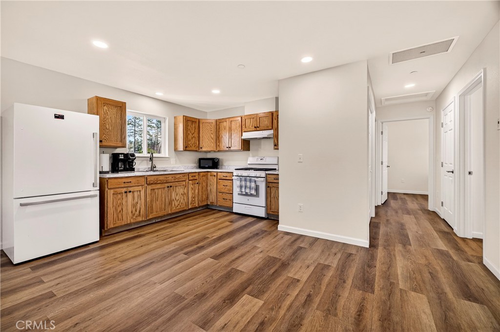 6352 Tahoe Court Paradise, CA 95969 - Photo 12 of 61