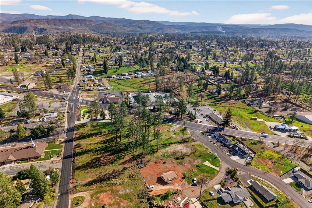 6352 Tahoe Court Paradise, CA 95969 - Photo 44 of 61 a view of a city with mountains in the background