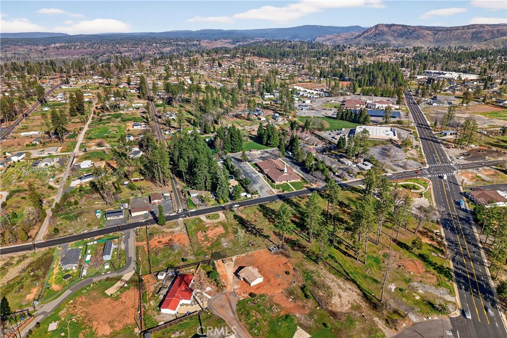 6352 Tahoe Court Paradise, CA 95969 - Photo 51 of 61 a view of city and mountain