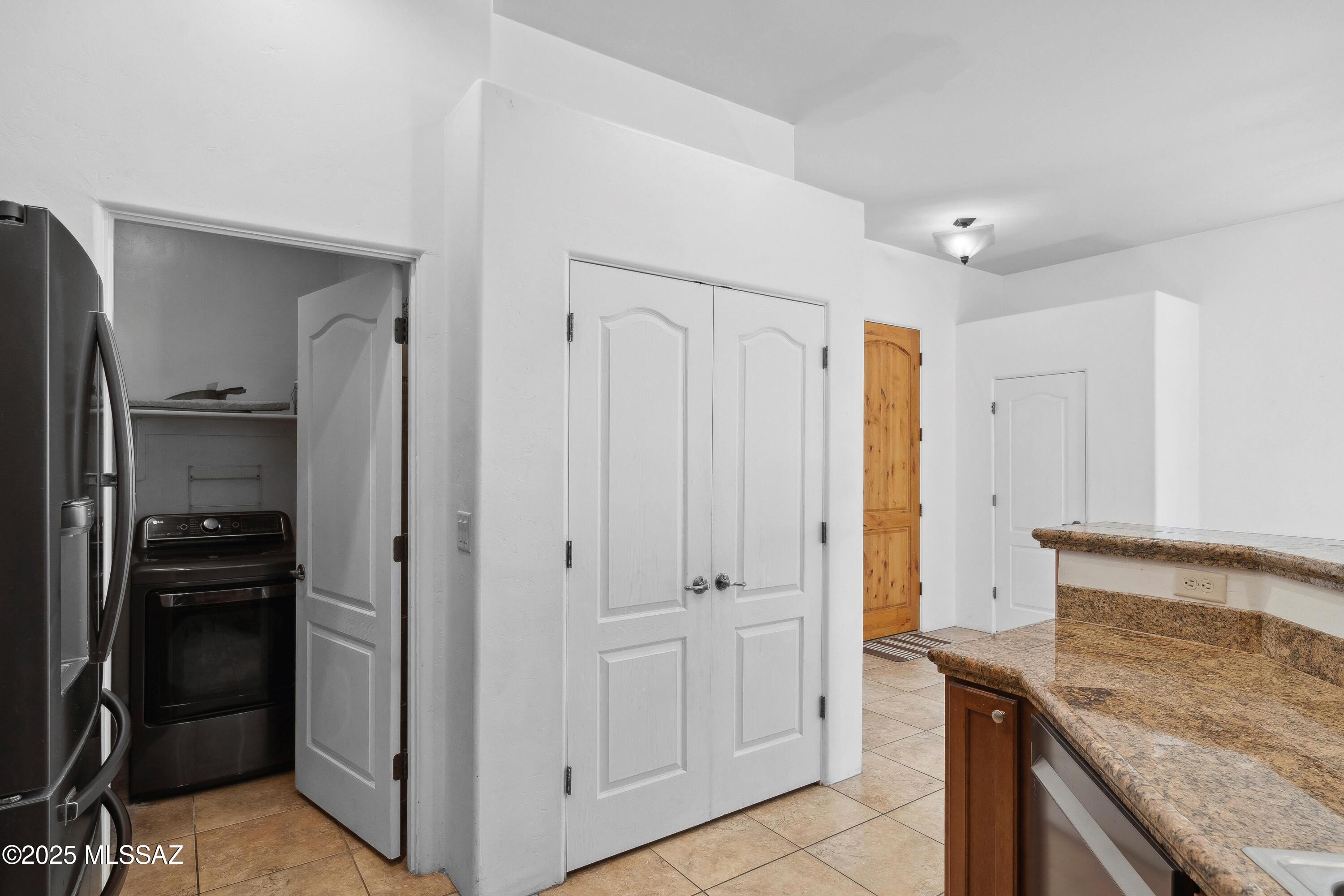 385 East Cedarvale Road Tucson, AZ 85704 - Photo 14 of 30