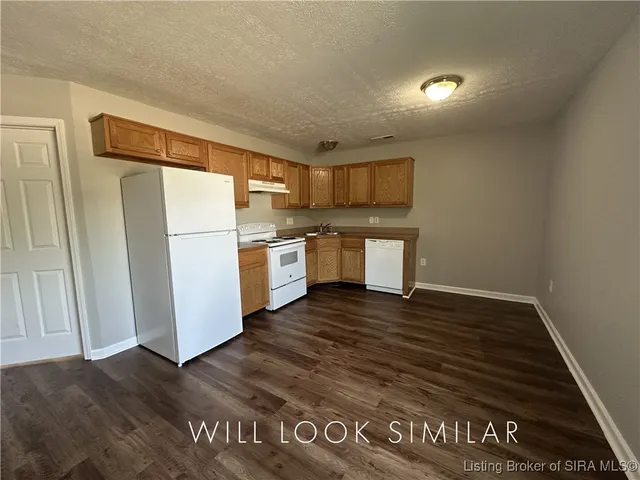 $269,900 | 702 East Utica Street, Unit A&B, Sellersburg, IN 47172