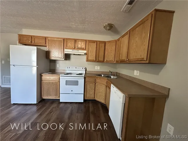 $269,900 | 702 East Utica Street, Unit A&B, Sellersburg, IN 47172