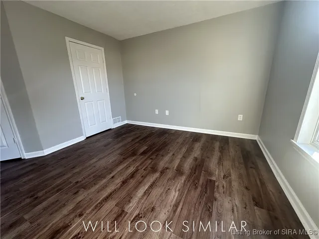 $269,900 | 702 East Utica Street, Unit A&B, Sellersburg, IN 47172