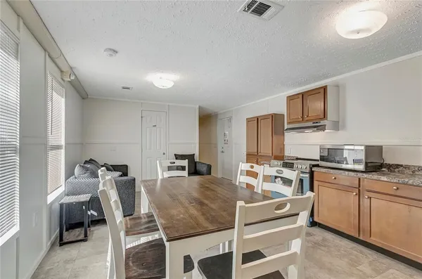 $179,900 | 6560 West Avocado Street, Crystal River, FL 34429