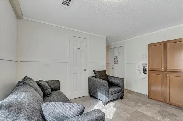 $179,900 | 6560 West Avocado Street, Crystal River, FL 34429
