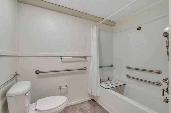 $179,900 | 6560 West Avocado Street, Crystal River, FL 34429