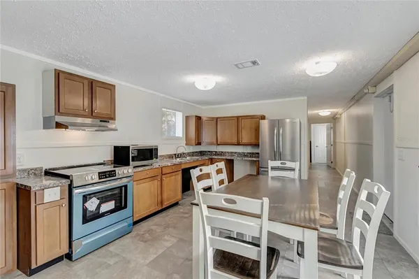 $179,900 | 6560 West Avocado Street, Crystal River, FL 34429