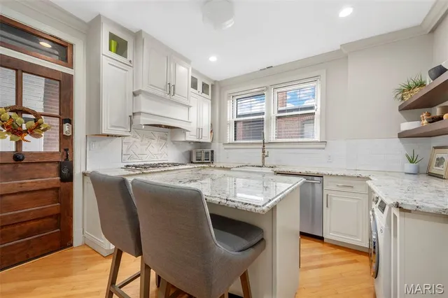 $475,000 | 6232 Southwood Avenue, Unit 3, St. Louis, MO 63105