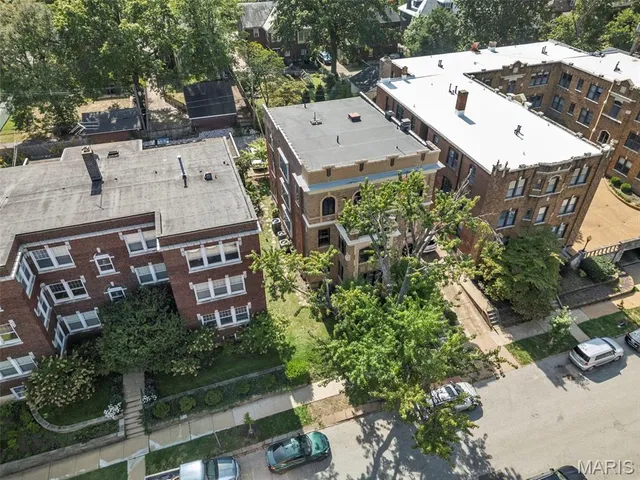 $475,000 | 6232 Southwood Avenue, Unit 3, St. Louis, MO 63105