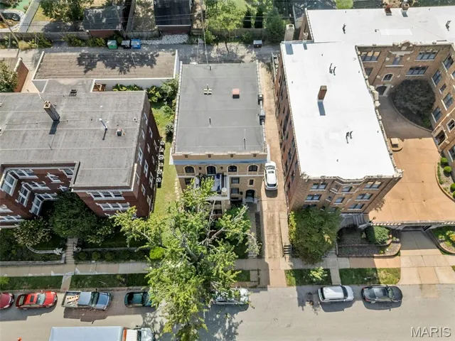 $475,000 | 6232 Southwood Avenue, Unit 3, St. Louis, MO 63105