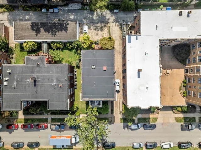 $475,000 | 6232 Southwood Avenue, Unit 3, St. Louis, MO 63105