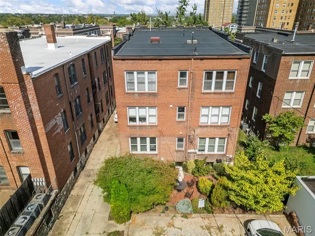 $475,000 | 6232 Southwood Avenue, Unit 3, St. Louis, MO 63105