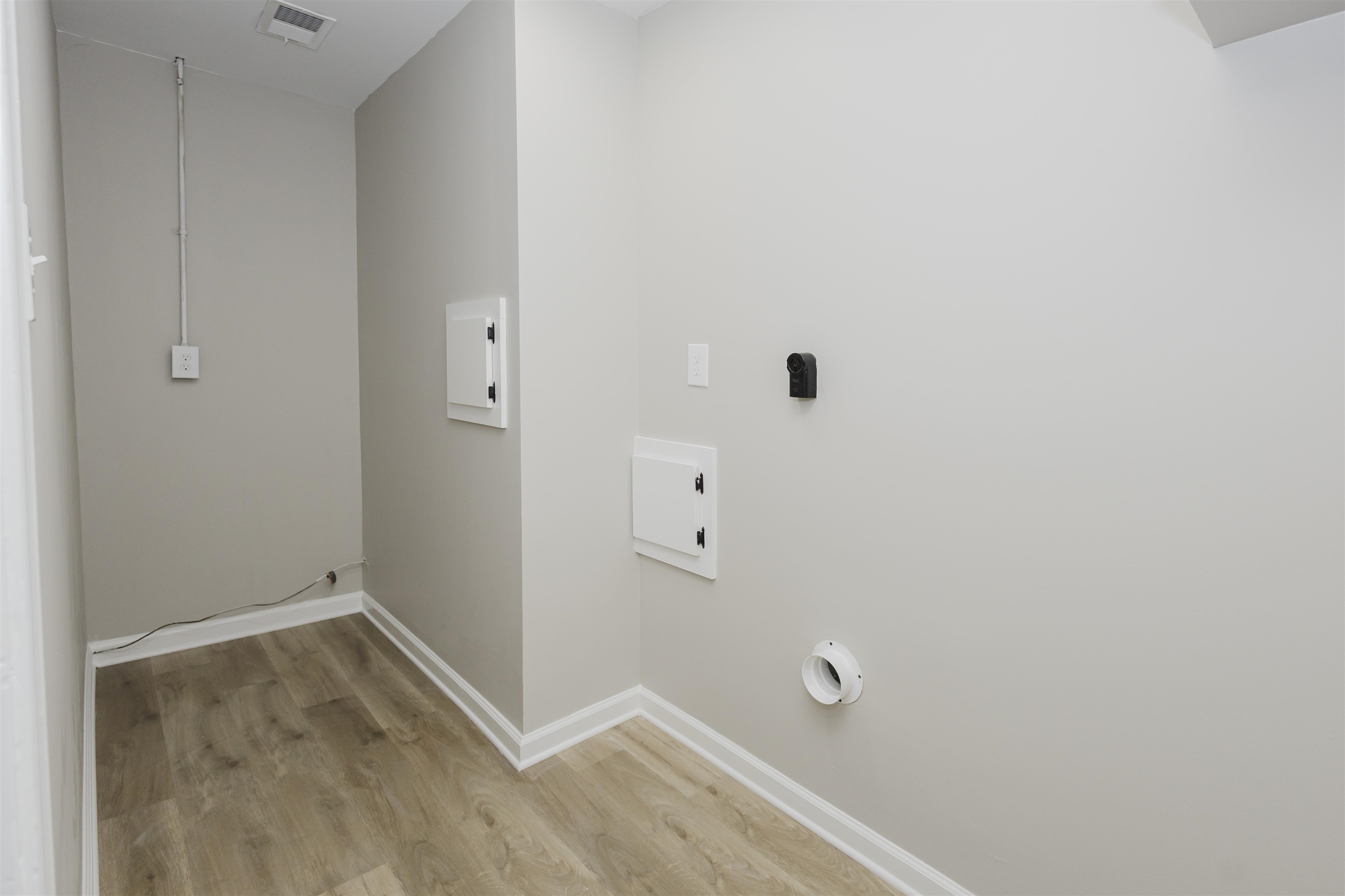 421 McDermitt Road Memphis, TN 38120 - Photo 12 of 23 a view of room