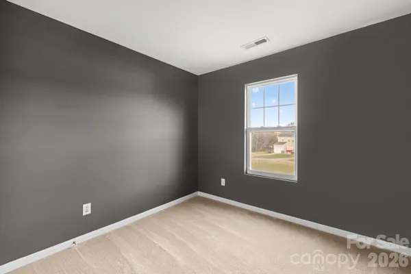 a picture of a bathroom