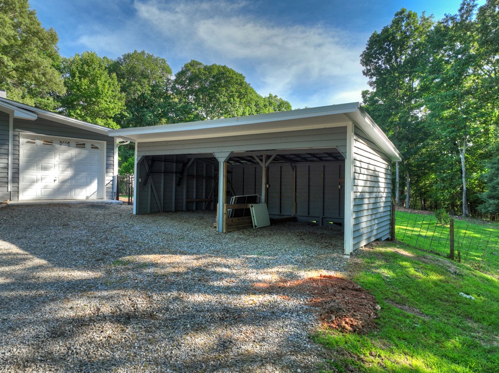 999 Paul Nicholson Road Blairsville, GA 30512 - Photo 23 of 38