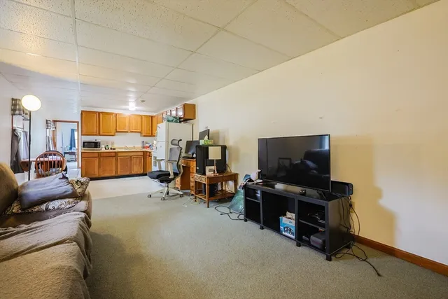 $1,550 | 31-33 Leicester Street, Unit 2, North Oxford, MA 01537