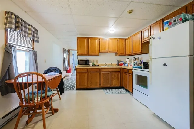 $1,550 | 31-33 Leicester Street, Unit 2, North Oxford, MA 01537