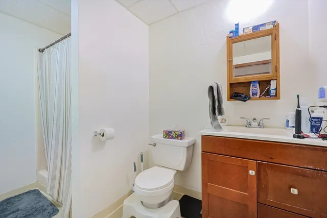 $1,550 | 31-33 Leicester Street, Unit 2, North Oxford, MA 01537